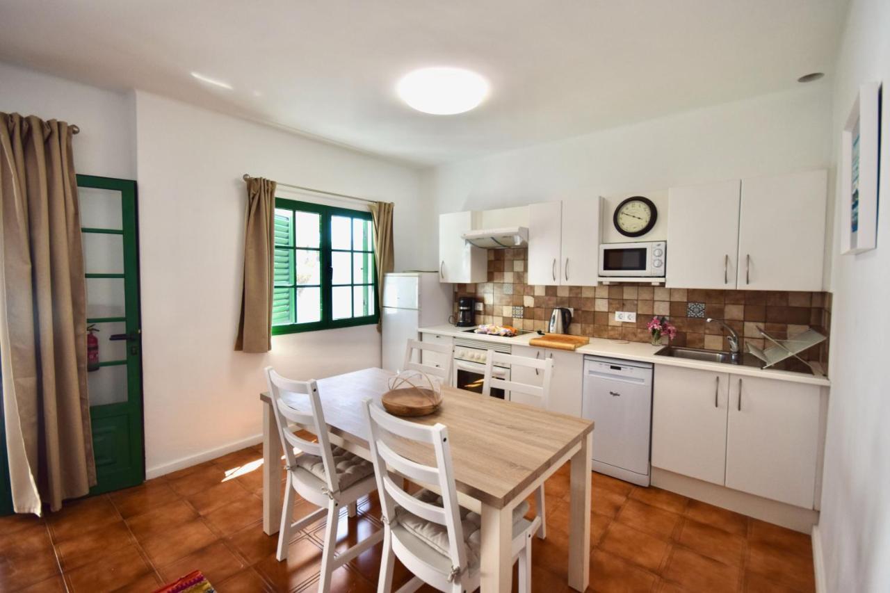Terracitas 3 Hiru , Coqueto Bungalow Con Ac , Terraza Y Piscina Comunitaria Playa Blanca  Eksteriør billede